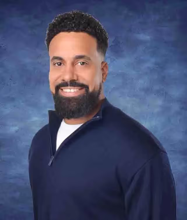 Nathan Kazmierski headshot
